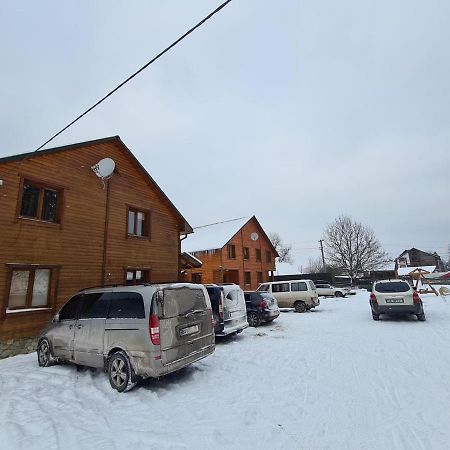 Villa Na Uzlissi Migovo Bagian luar foto