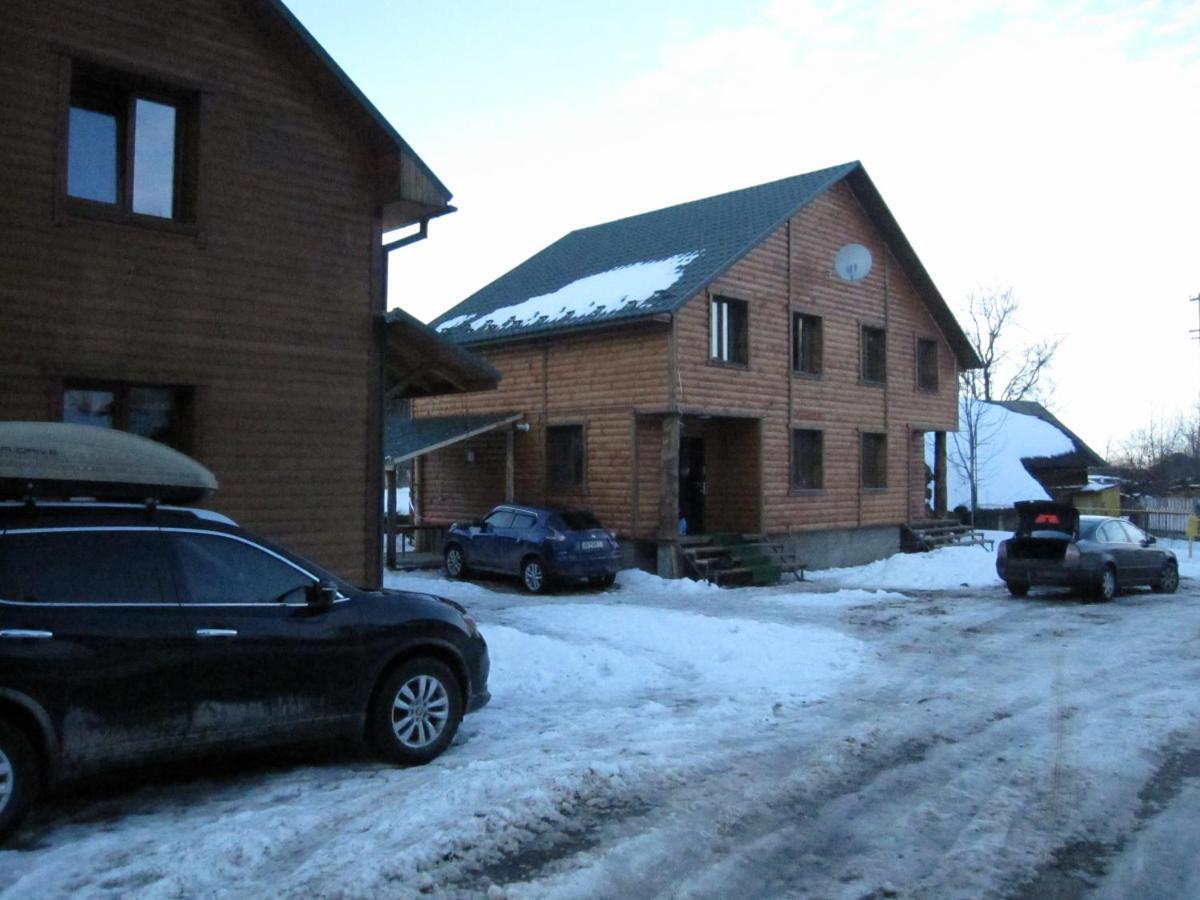 Villa Na Uzlissi Migovo Bagian luar foto